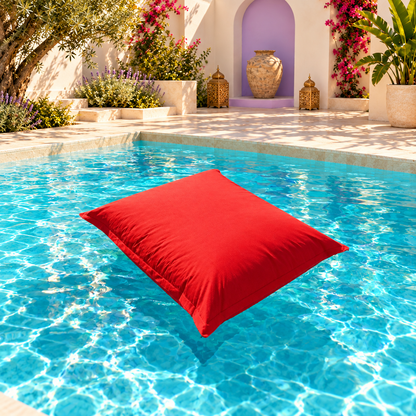 Coussin piscine rouge — modèle original, tissu uni, piscine de riad